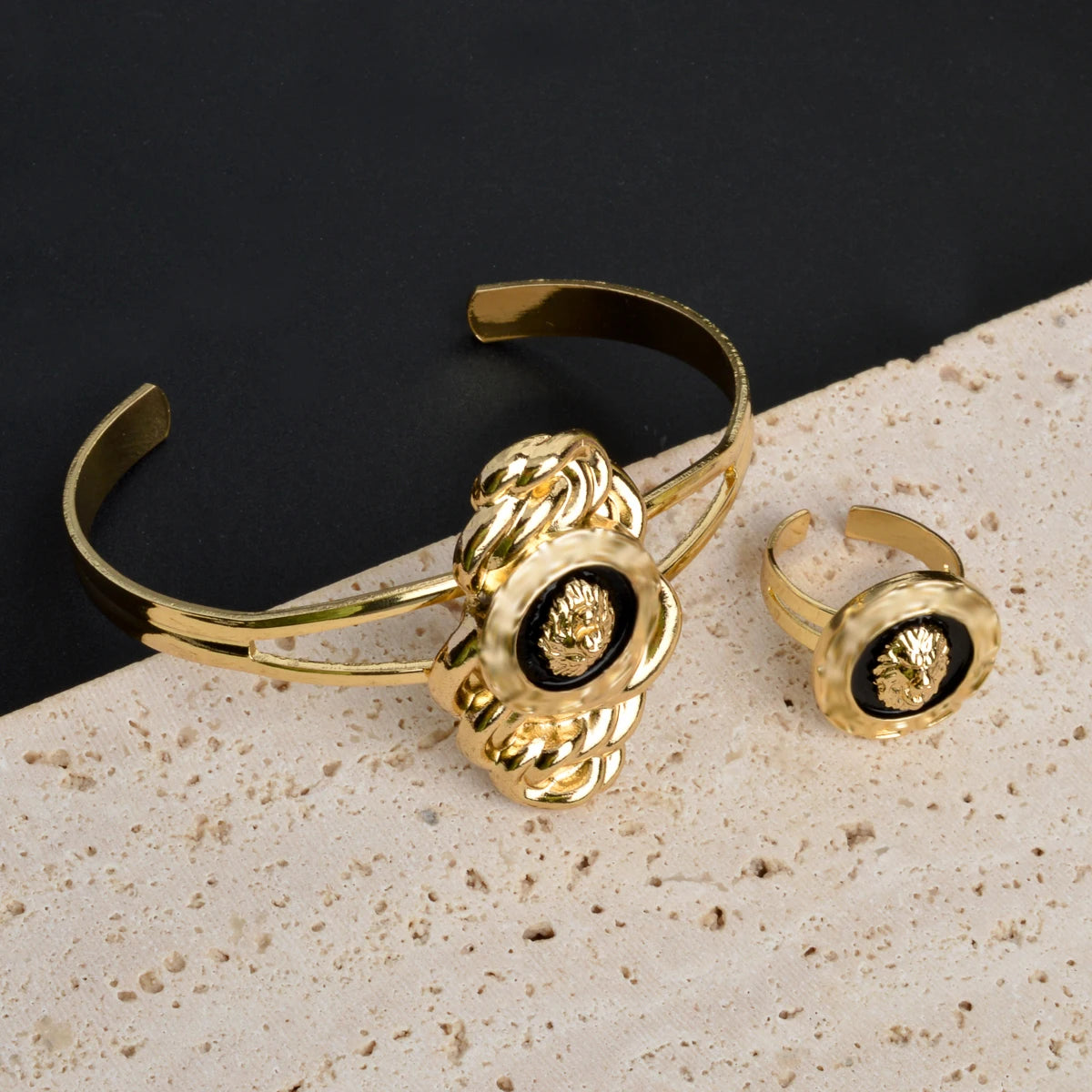 👑 Charmoment™ 18K Goudkleurige Sieradenset – Luxe Afrikaans/Italiaans Design (4-delig)