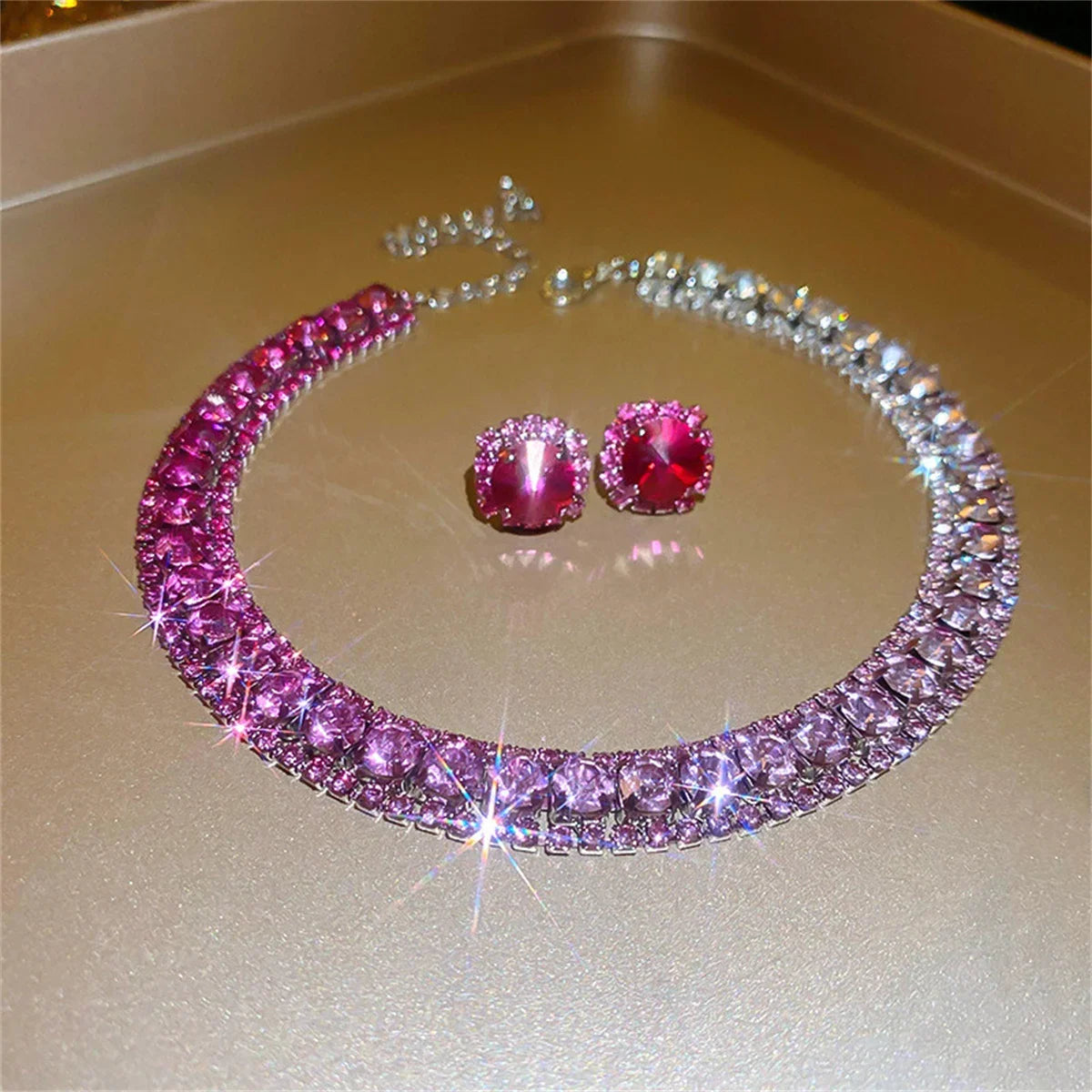 ๐ Crystal Glam โ Kleurrijke Geometrische Sieradenset (Ketting & Oorbellen)