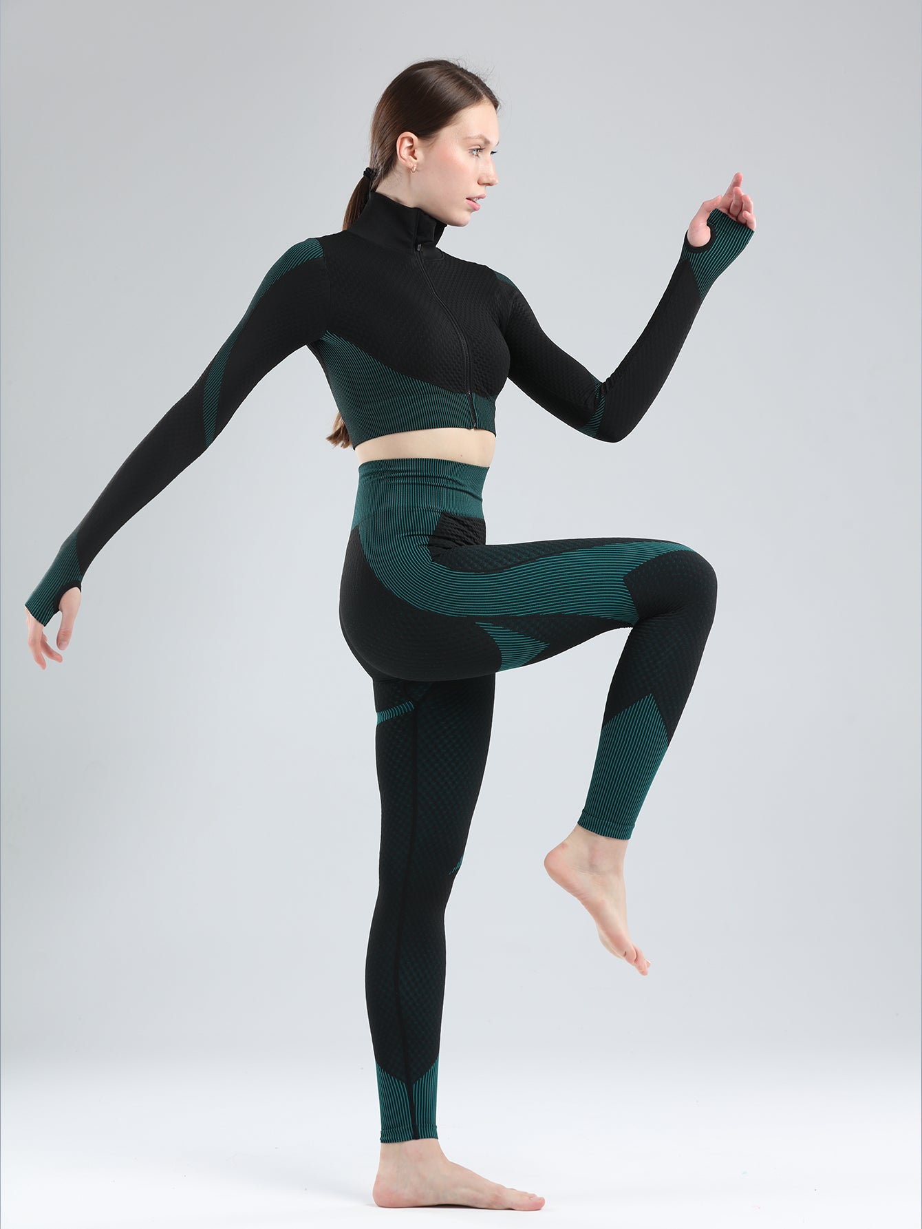 ๐ค GlowFlex Shape Jegging โ High Stretch Color Block Fit