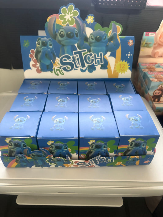 Stitch  Mystery mini  Blind Box – 1 van 12 Verrassende Mini Figuren