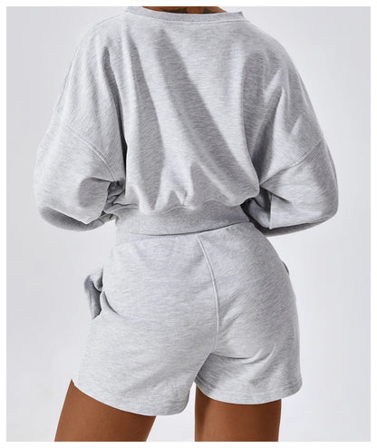 Prachtige GlowFit Set – Hoodie & Shorts in Cotton Blend