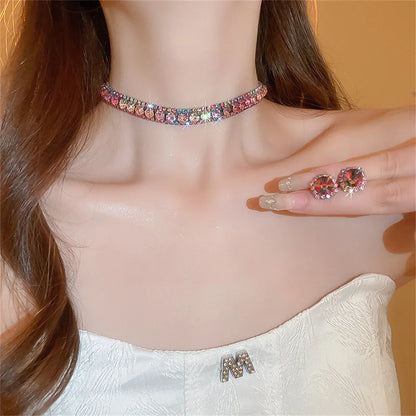 🌈  Crystal Glam – Kleurrijke Geometrische Sieradenset (Ketting & Oorbellen)